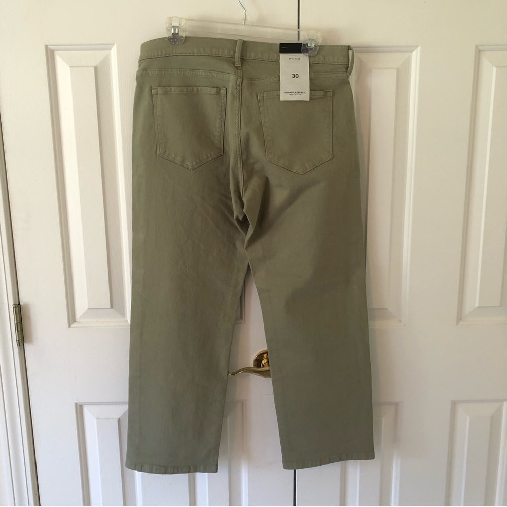 NWT BANANA REPUBLIC | Girlfriend Fit Crop Denim Jeans Pants Moss Army Green - Picture 2 of 5